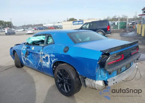 2023 Dodge Challenger Sxt z USA, uszkodzony, nr VIN 2C3CDZAG9PH567805